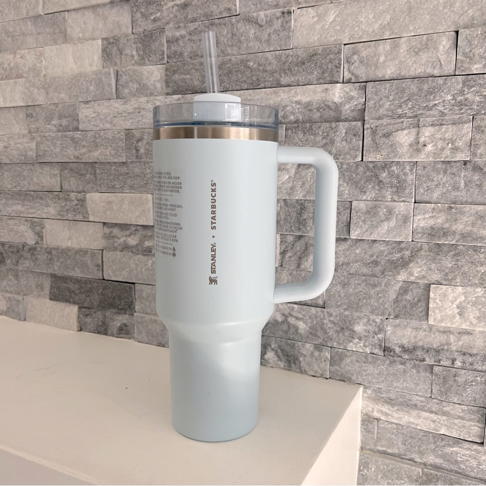 Stanley Starbucks Quencher 40 oz. - Spring Blue